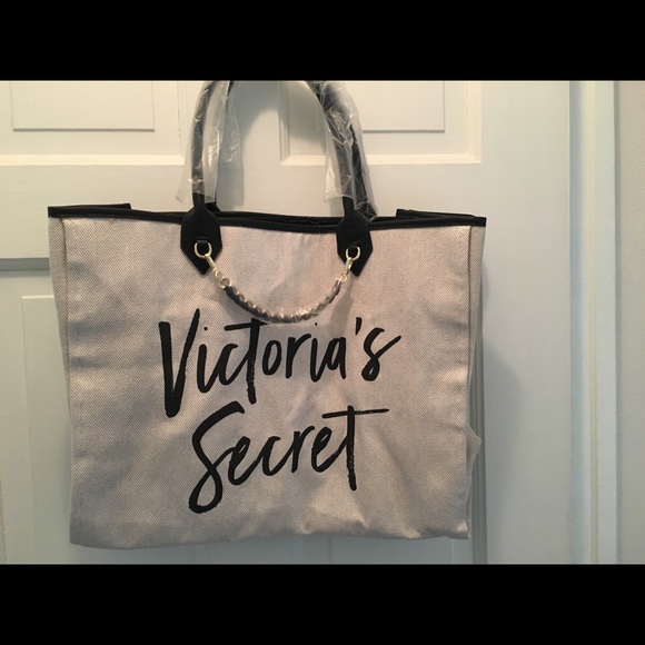 Victoria's Secret Handbags - NWOT Victoria’s Secret Signature Canvas Tote